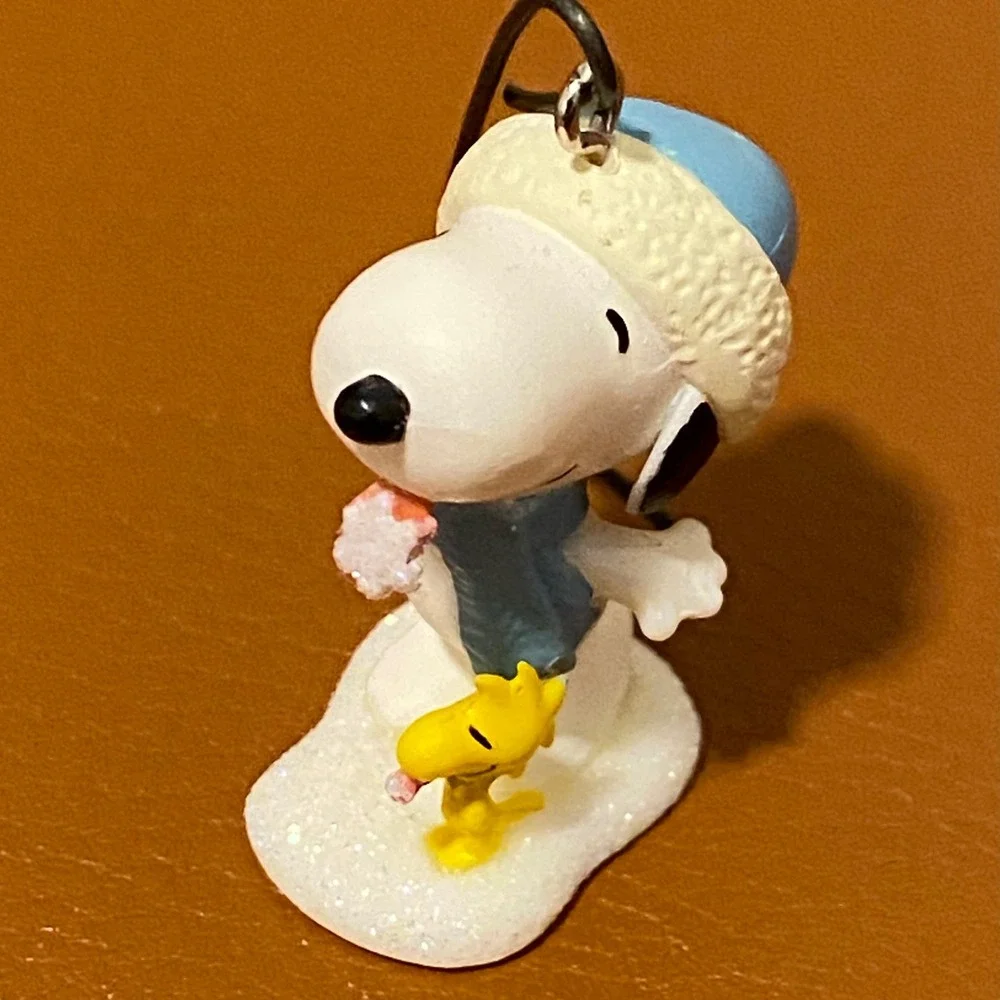 Hallmark Keepsake 2013 Winter Fun with Snoopy Ornament 16th in Series Peanuts